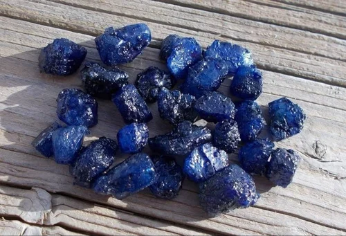 Blue sapphire stone